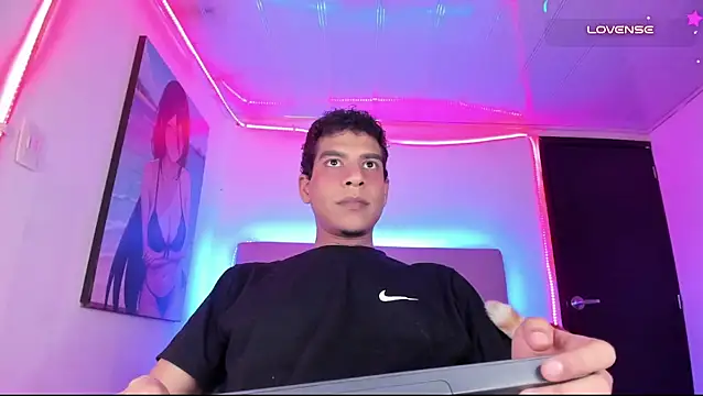 Ethan_Boyy: вебкам-шоу