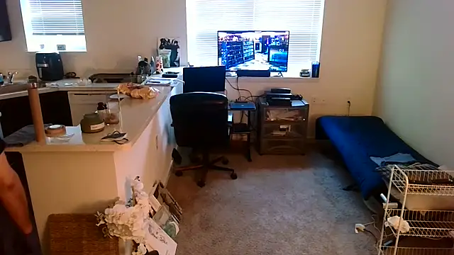 Q1357q Show in webcam