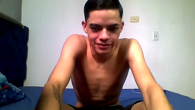 Latinos_2001 Webcam show