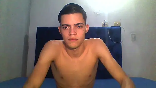 Latinos_2001のウェブカメラショー