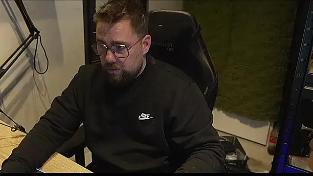 justinitt webcam show