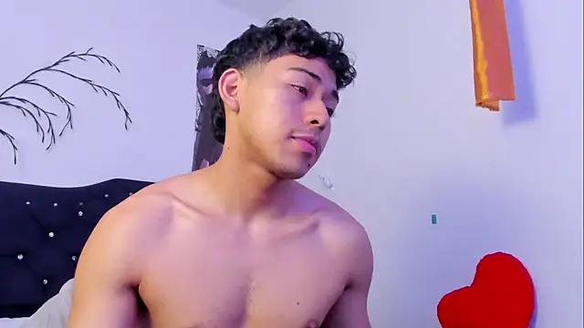 הופעת וובקאם של Robert__Zan