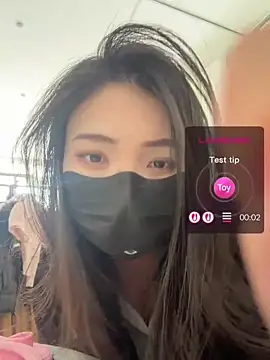 yangyang-777 在線直播表演