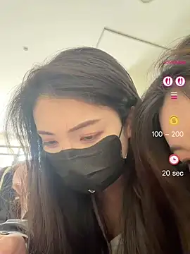 yangyang-777 Show in webcam