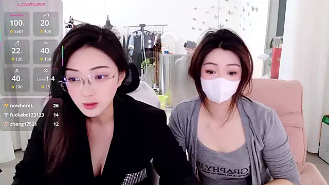 yangyang-777's Webcam Show