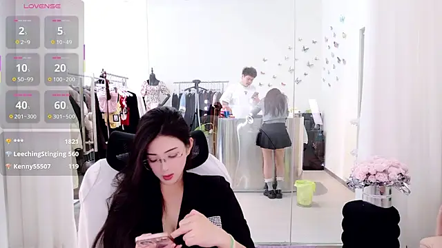 yangyang-777's Webcam Show