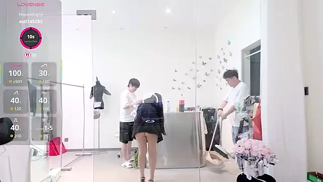 yangyang-777's Webcam Show