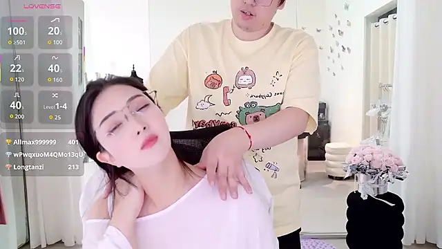 yangyang-777 Webcam Show