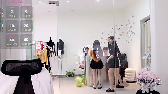 yangyang-777 Webcam Show