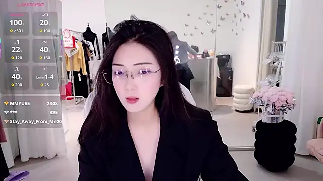 yangyang-777 Webcam-Show