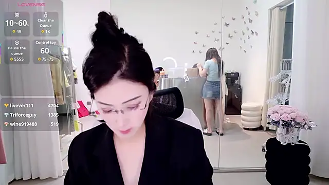 yangyang-777 webcam show