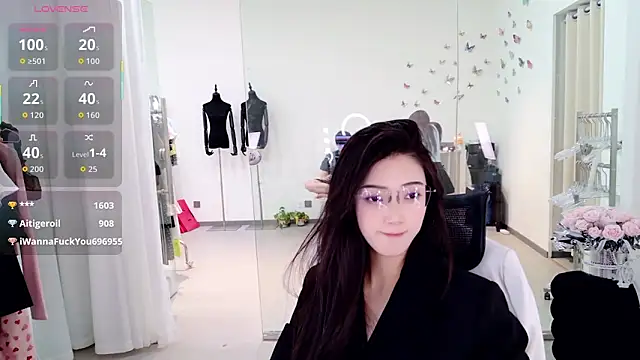 Webkamerová show yangyang-777