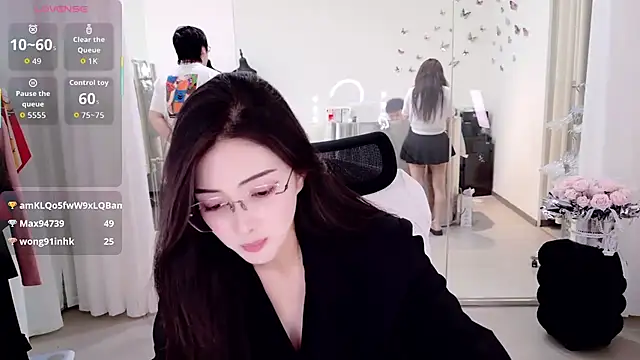 yangyang-777's Webcam Show