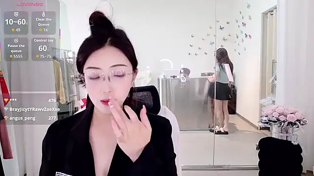 yangyang-777 Webcam-Show