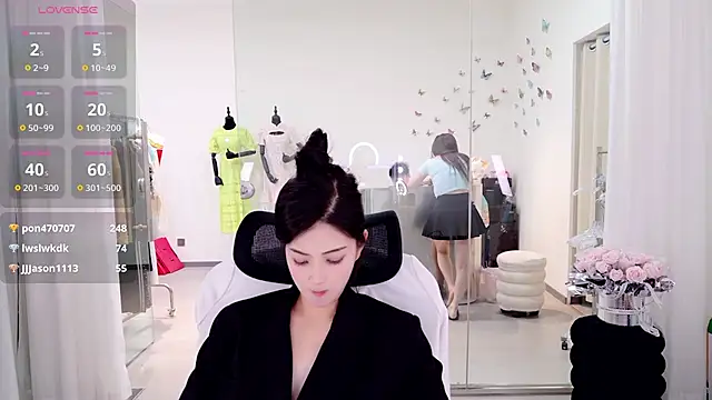 yangyang-777's Webcam Show