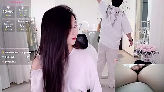 Pertunjukan Kamera Web yangyang-777