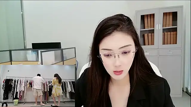 yangyang-777 Webcam show