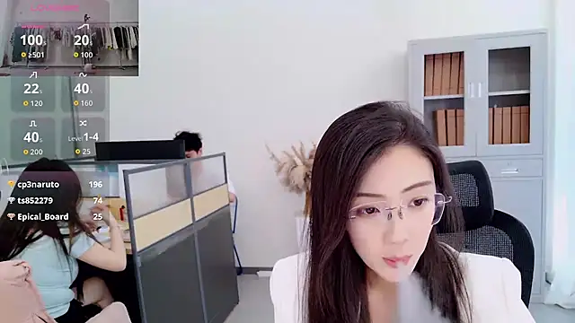 yangyang-777's Webcam Show