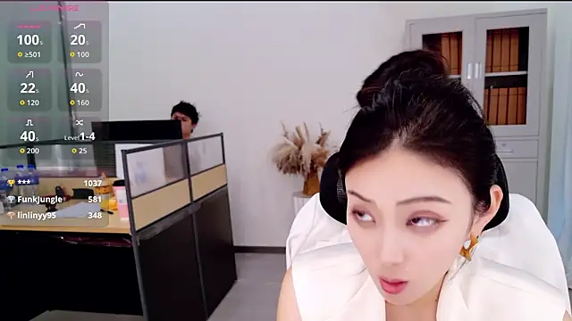 yangyang-777 Webcam show