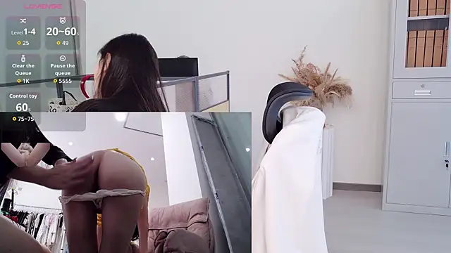 yangyang-777 Webcam Show