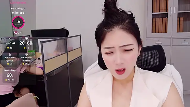 Show modela yangyang-777 na web-kameri