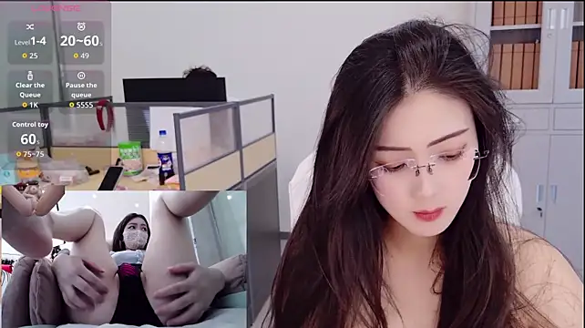Pertunjukan Kamera Web yangyang-777