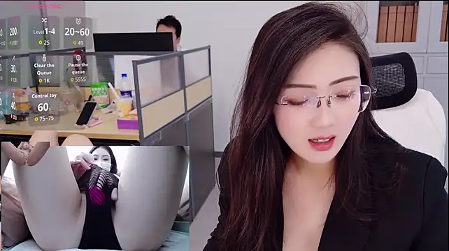 yangyang-777's Webcam Show