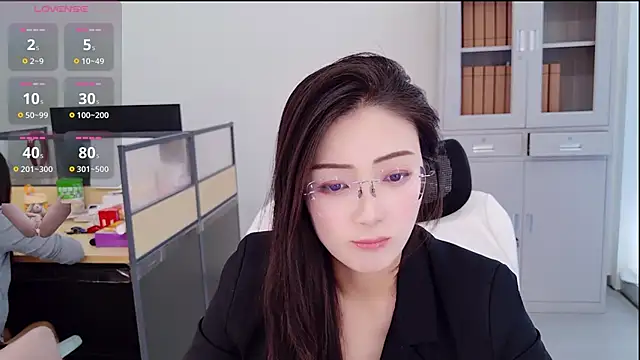 yangyang-777 Webcam Show