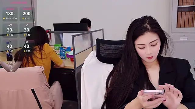 yangyang-777's Webcam Show