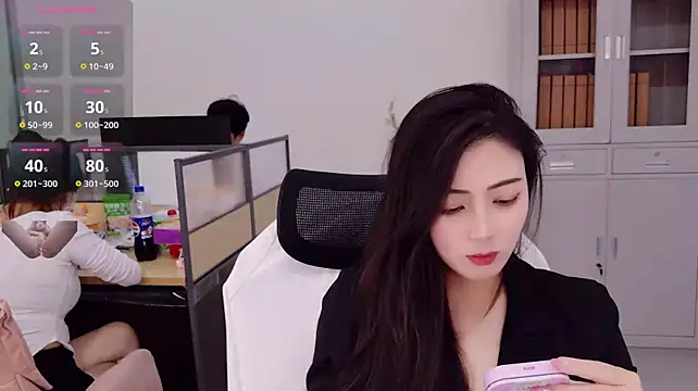 yangyang-777 Show in webcam