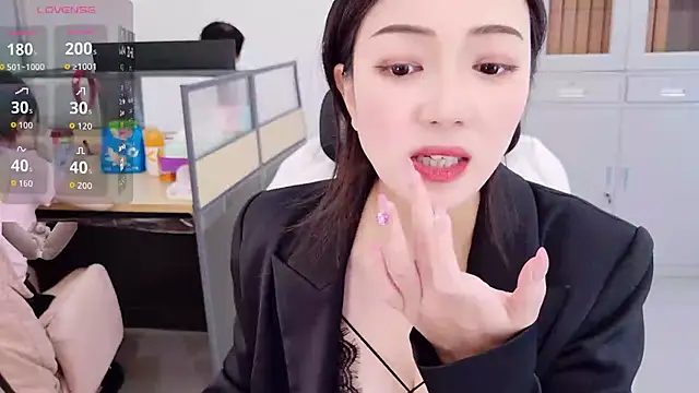 Show de yangyang-777 na webcam