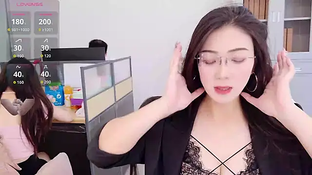yangyang-777 Show Webcam