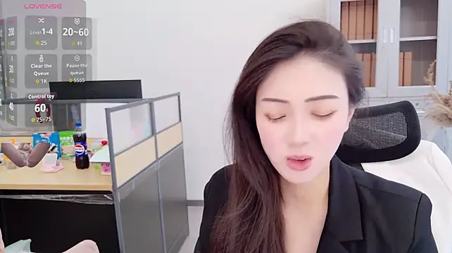 yangyang-777 Webcamshow