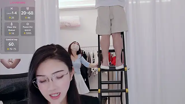 yangyang-777's Webcam Show