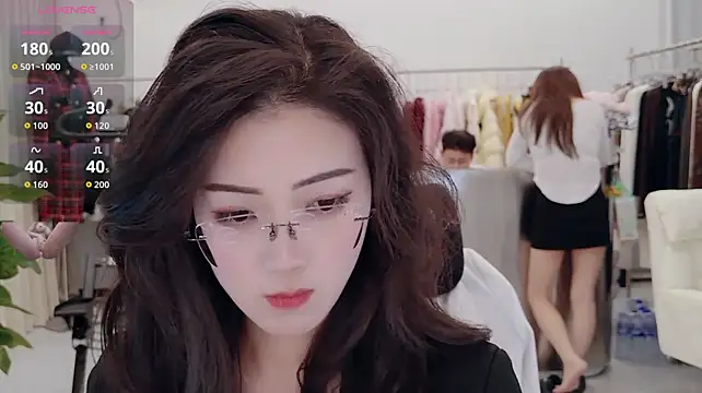 yangyang-777 在線直播表演