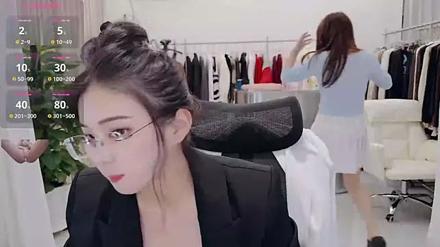 Show modela yangyang-777 na web-kameri
