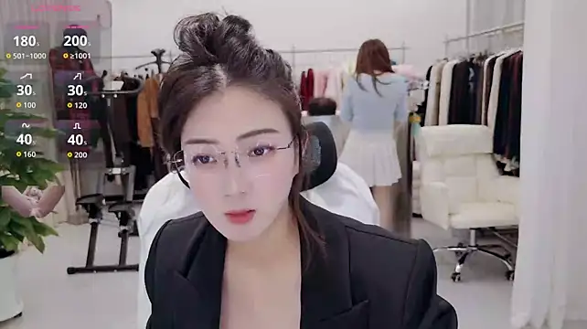 yangyang-777 webcam show