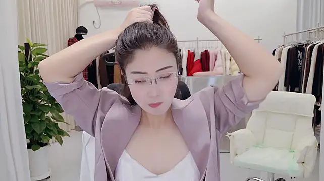 yangyang-777 webcam show