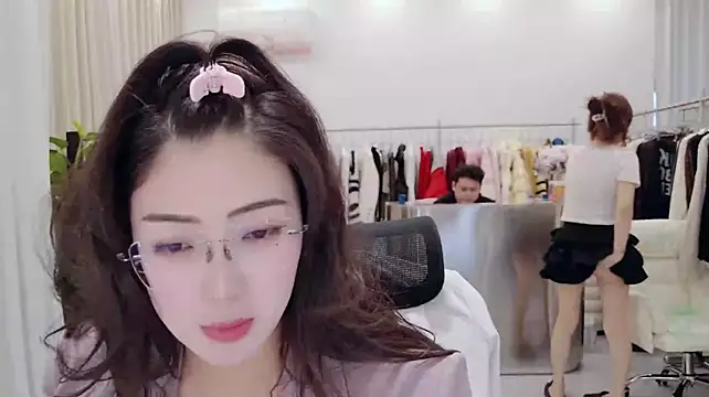 yangyang-777 Show Webcam