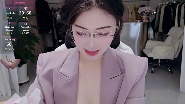 yangyang-777 ওয়েবক্যাম শো