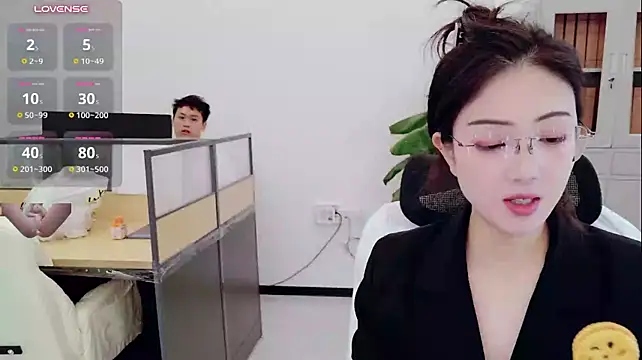 Show modela yangyang-777 na web-kameri