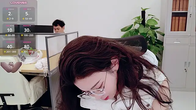 yangyang-777's Webcam Show