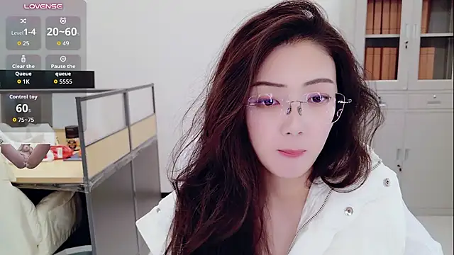yangyang-777 ওয়েবক্যাম শো
