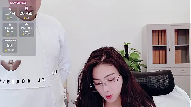 yangyang-777 webcam show