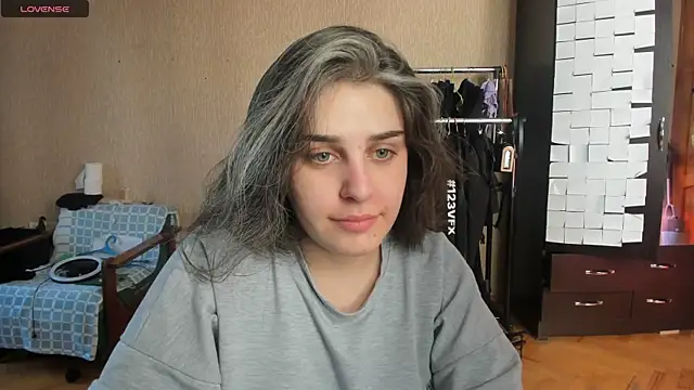 _Roselina_'s Live XXX Chat