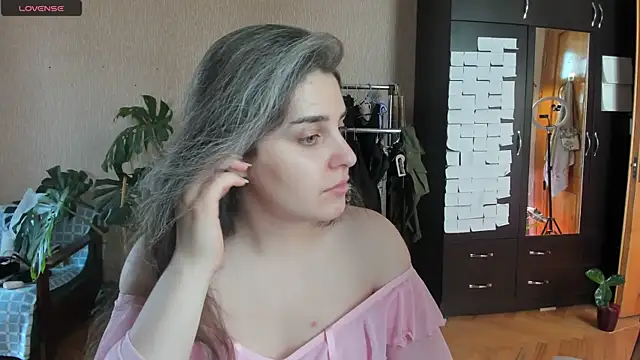 XXX chat uživo modela _Roselina_