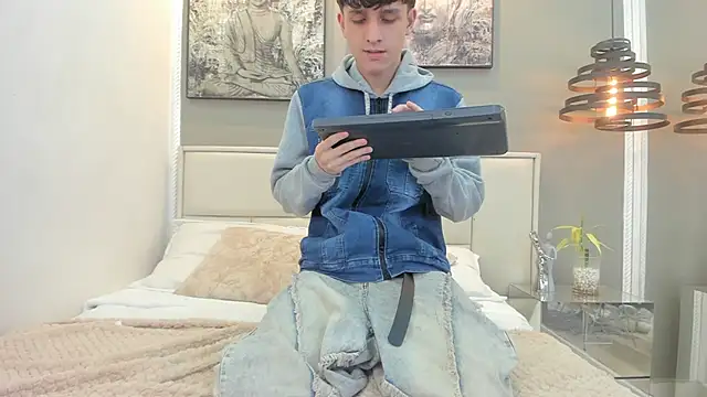 Вебкам-шоу bruce_hans