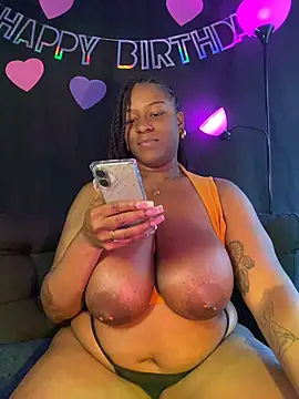 GirthGoddessCoco's Webcam Show