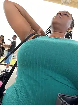 GirthGoddessCocoのウェブカメラショー