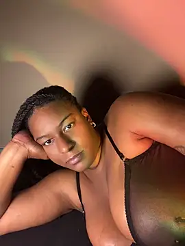 GirthGoddessCoco's Webcam Show